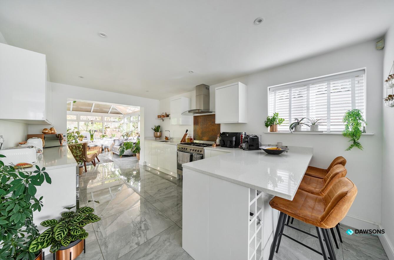 Waverley Drive, Mumbles, Swansea, SA3 5SY